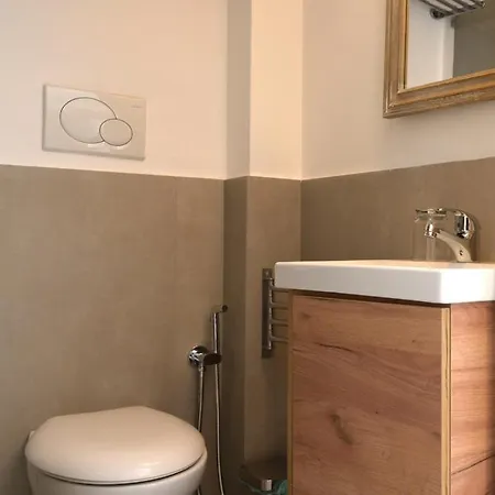 Studio Intendenza דירה